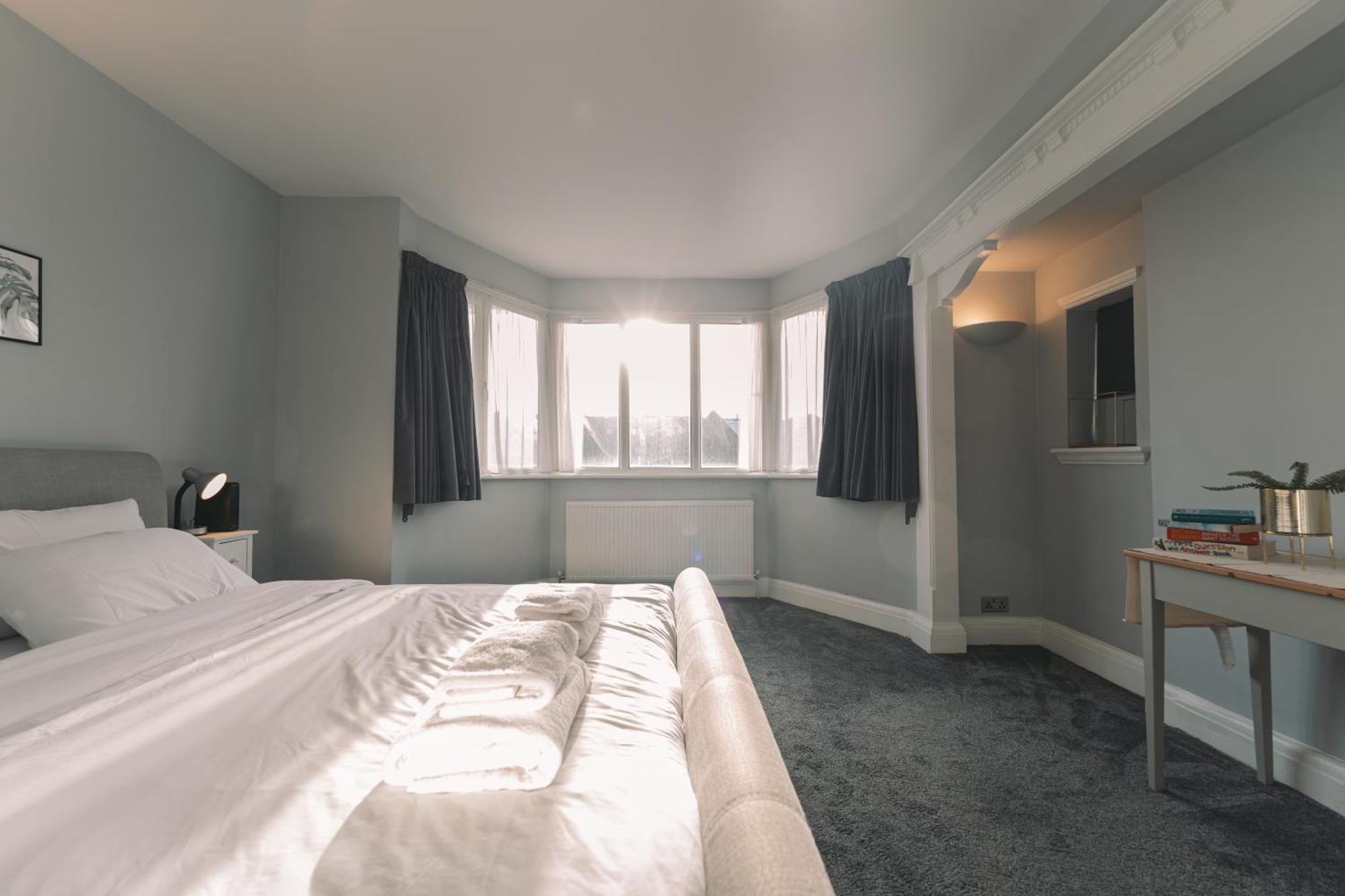 Modern Flat By The Underground. Apartman London Kültér fotó